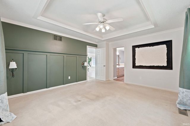1103 Falcon Creek Parkway, Fort Wayne, IN 46845