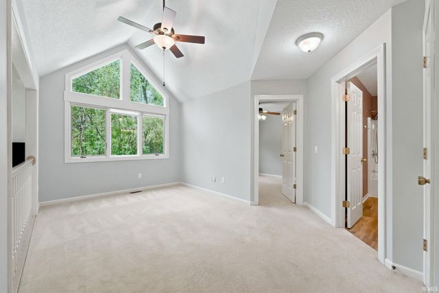 1103 Falcon Creek Parkway, Fort Wayne, IN 46845