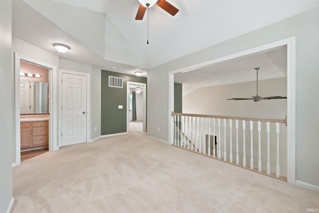 1103 Falcon Creek Parkway, Fort Wayne, IN 46845