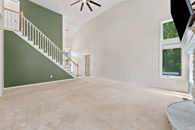 1103 Falcon Creek Parkway, Fort Wayne, IN 46845