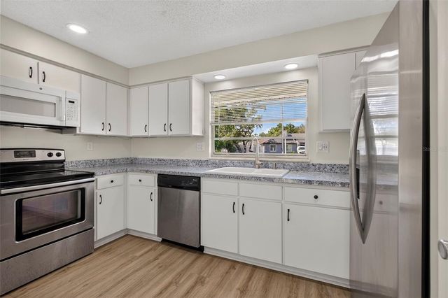 7502 POND CIRCLE, Spring Hill, FL 34606