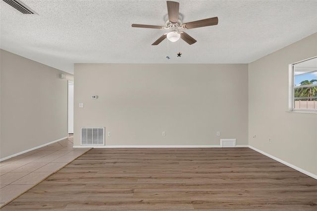 7502 POND CIRCLE, Spring Hill, FL 34606