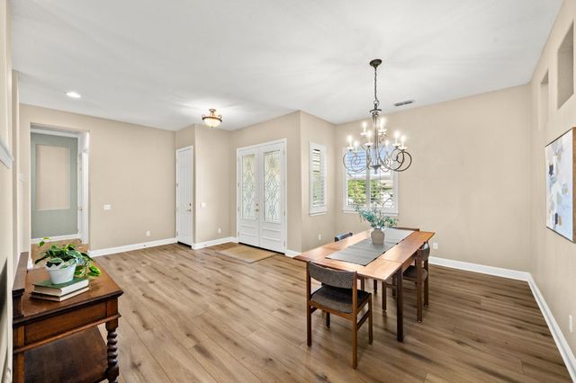 534 Sawka Dr, Auburn, CA 95603