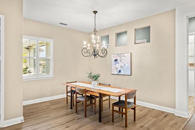 534 Sawka Dr, Auburn, CA 95603