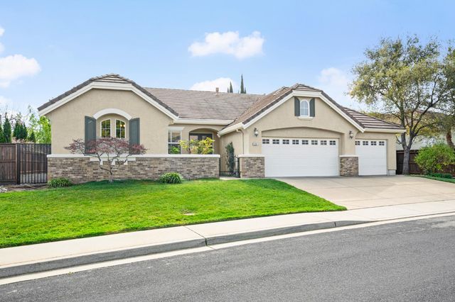 534 Sawka Dr, Auburn, CA 95603