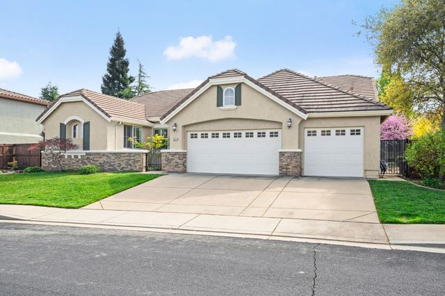 534 Sawka Dr, Auburn, CA 95603