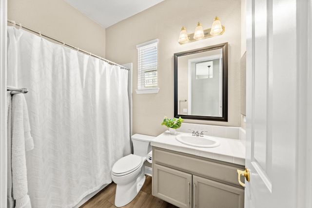 534 Sawka Dr, Auburn, CA 95603