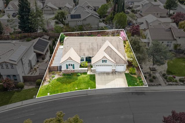 534 Sawka Dr, Auburn, CA 95603