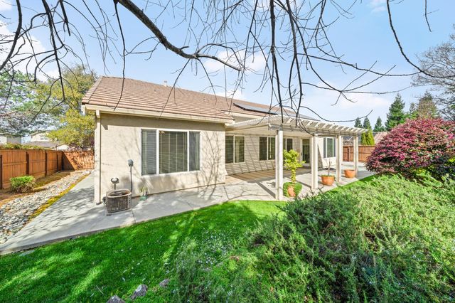 534 Sawka Dr, Auburn, CA 95603