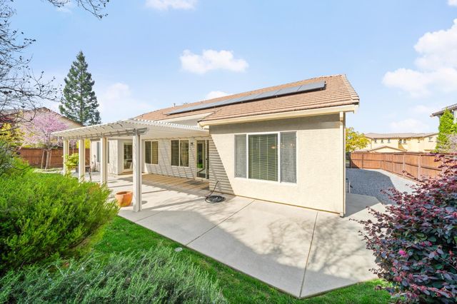 534 Sawka Dr, Auburn, CA 95603