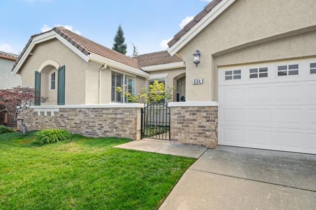 534 Sawka Dr, Auburn, CA 95603