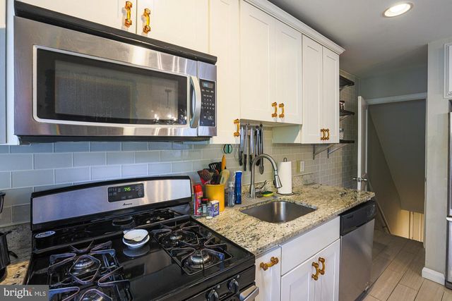3723 BAYONNE AVE, Baltimore, MD 21206
