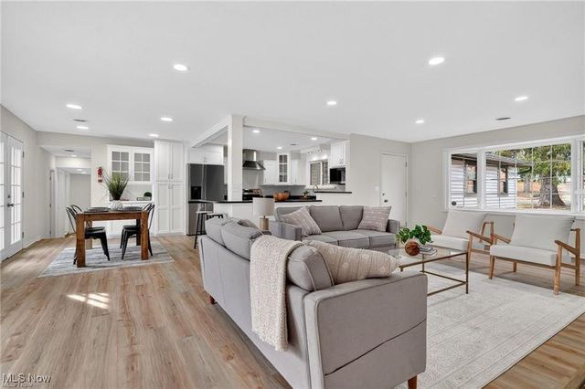 5550 West Boulevard NW, Canton, OH 44718