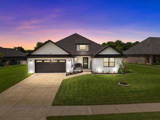 4725 East Rutherford Street, Springfield, MO 65802