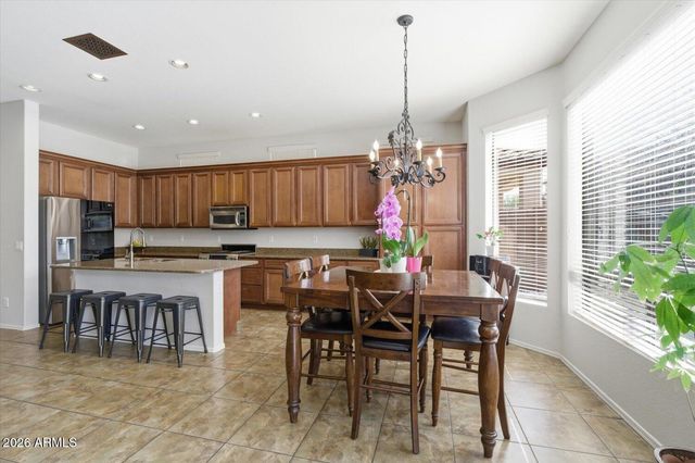 7253 E NATHAN Street, Mesa, AZ 85207