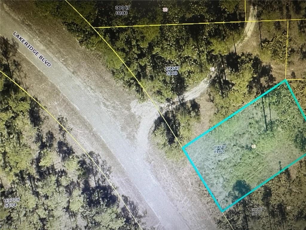 634 Woodcrest DR, LEHIGH ACRES, FL 33972 — photo 2