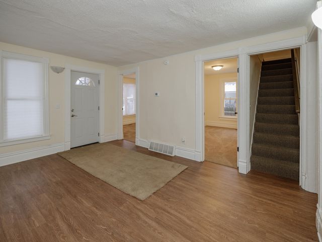 1404 N Edwards Street, Kalamazoo, MI 49007