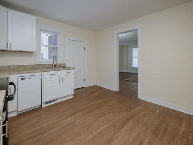 1404 N Edwards Street, Kalamazoo, MI 49007