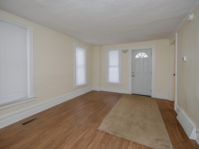 1404 N Edwards Street, Kalamazoo, MI 49007