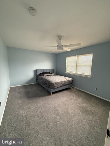 2011 BEECH LN, Bensalem, PA 19020