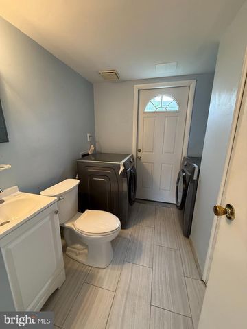 2011 BEECH LN, Bensalem, PA 19020