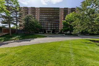 4550 Warwick Boulevard 213, Kansas City, MO 64111