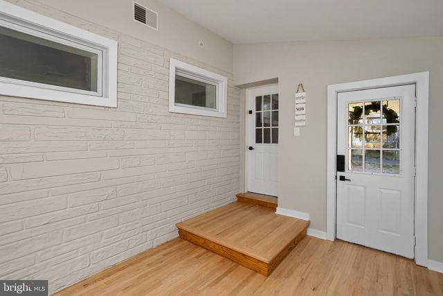 174 E HIGHLAND AVE, Langhorne, PA 19047