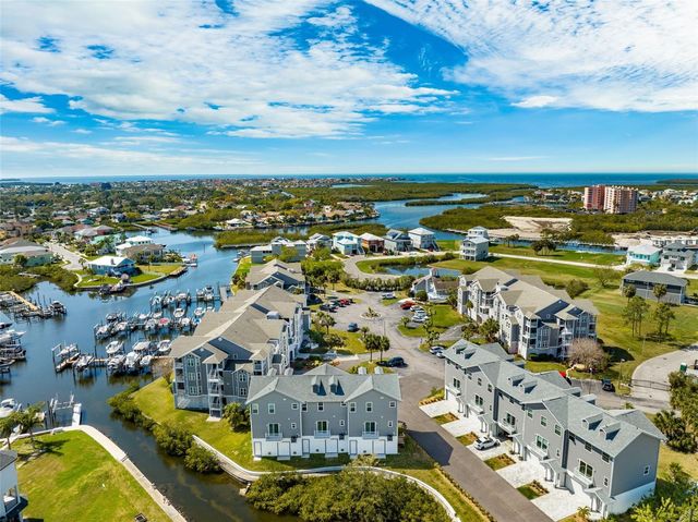 5730 BISCAYNE COURT 6, New Port Richey, FL 34652