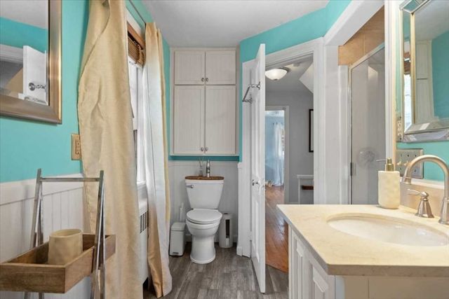 4 Van St, Worcester, MA 01602
