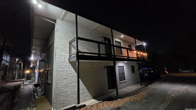 516 Gentleman Rd Apt 19, Balcones Heights, TX 78201