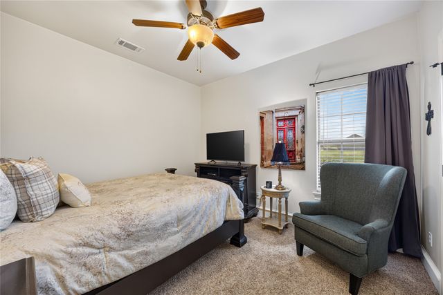 1354 Shadow Lakes Drive, Wills Point, TX 75169