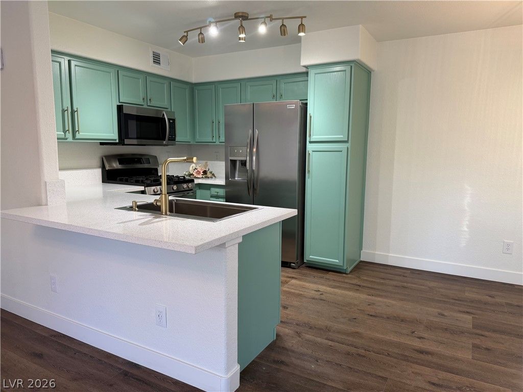 3136 Tarpon Drive 201, Las Vegas, NV 89120 — photo 2