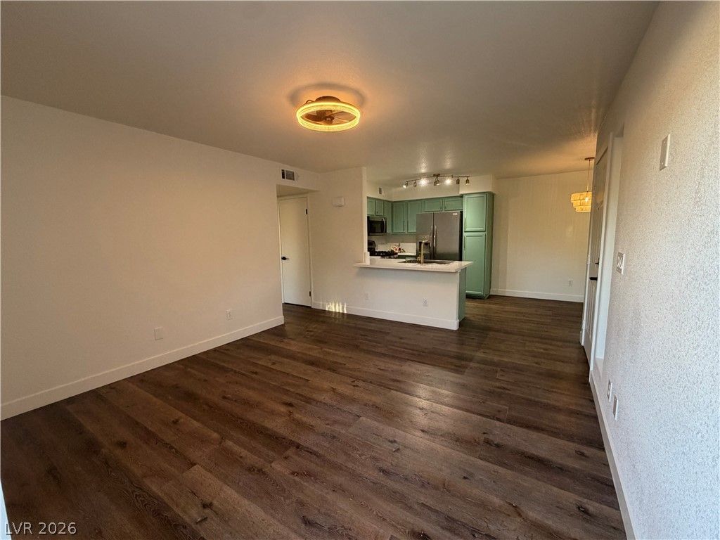3136 Tarpon Drive 201, Las Vegas, NV 89120 — photo 5