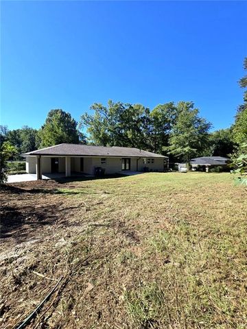 2613 Creek Lane, Snellville, GA 30078