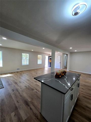 2613 Creek Lane, Snellville, GA 30078