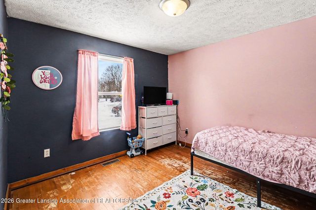 5840 Monticello Drive, Lansing, MI 48911