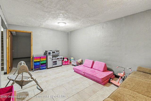 5840 Monticello Drive, Lansing, MI 48911