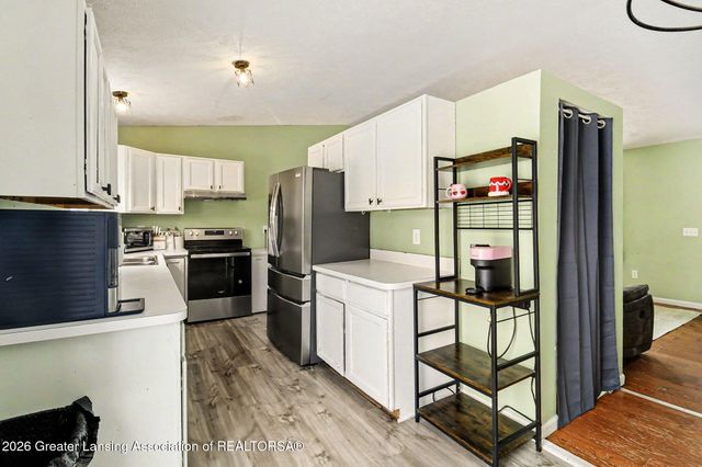 5840 Monticello Drive, Lansing, MI 48911