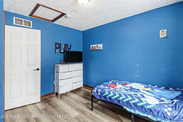 5840 Monticello Drive, Lansing, MI 48911