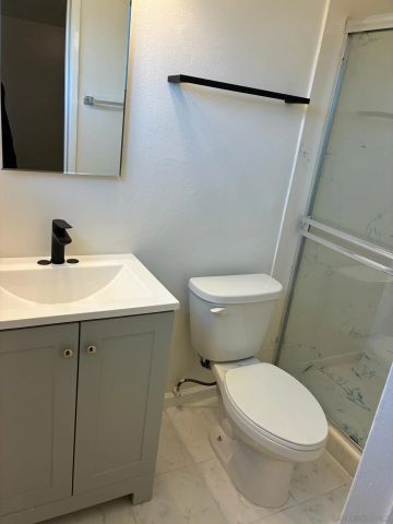 5068 Palin St, San Diego, CA 92113