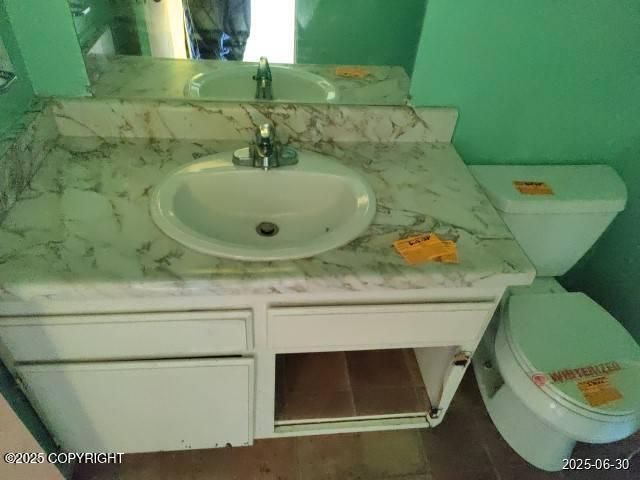 1251 Elegante Lane, Anchorage, AK 99501