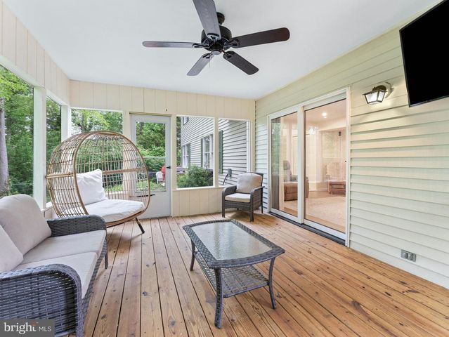 14 BORDEAUX PL, Swedesboro, NJ 08085