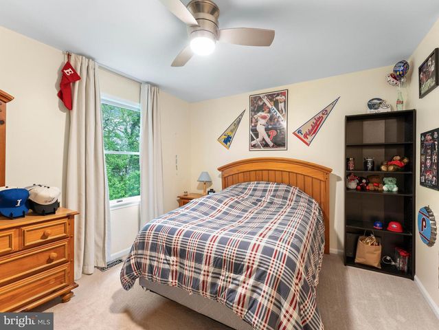 14 BORDEAUX PL, Swedesboro, NJ 08085