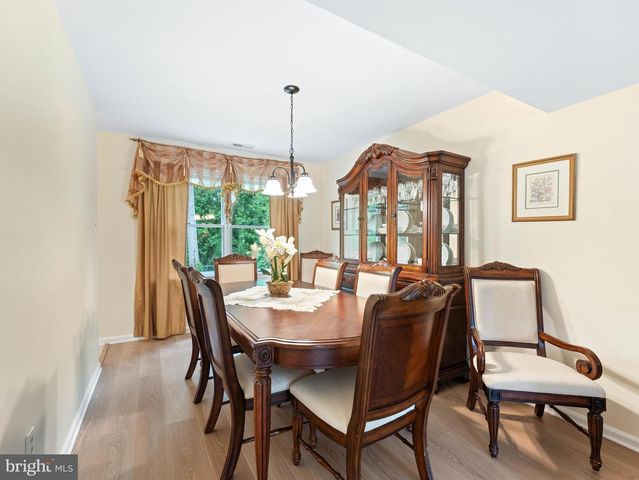 14 BORDEAUX PL, Swedesboro, NJ 08085