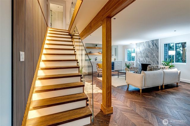 21511 2nd Drive SE, Bothell, WA 98021