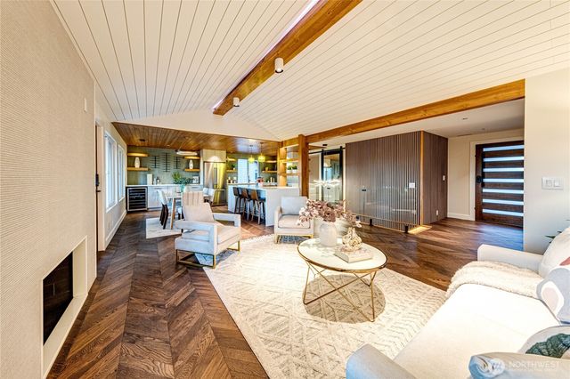 21511 2nd Drive SE, Bothell, WA 98021