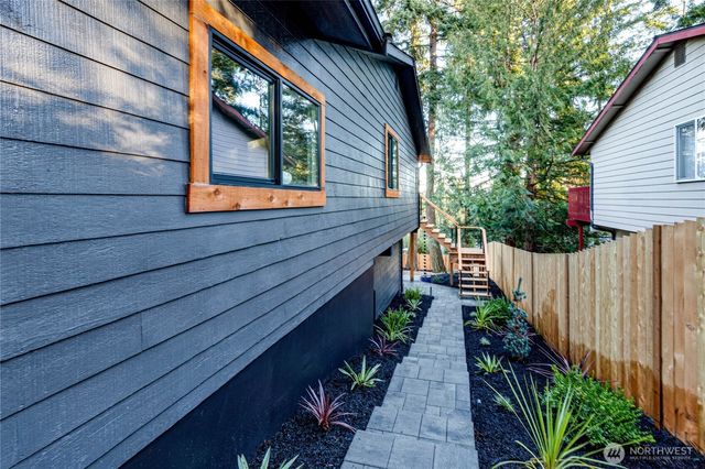 21511 2nd Drive SE, Bothell, WA 98021