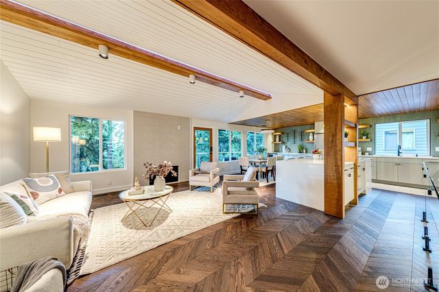 21511 2nd Drive SE, Bothell, WA 98021