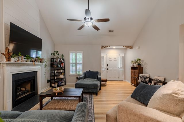 1220 Francis Marion Circle, Moncks Corner, SC 29461