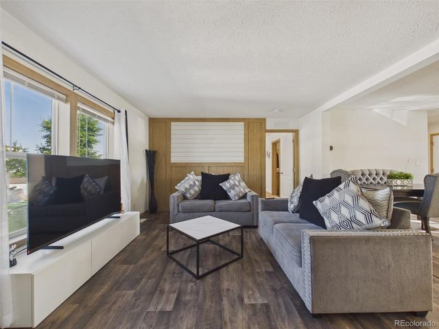 2910 Oriole Street, Denver, CO 80260